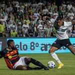 Alef Manga faz hat-trick, mas Coritiba empata com Sport pela Copa do Brasil