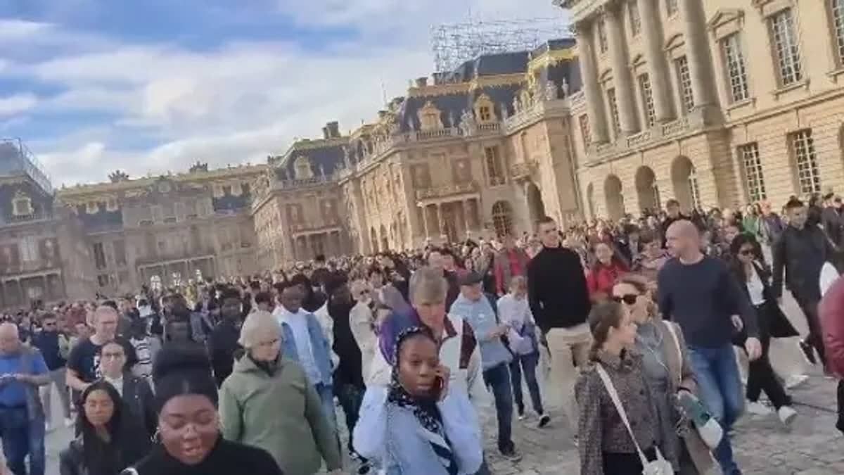 Aeroportos da França são evacuados após alerta de bombas 