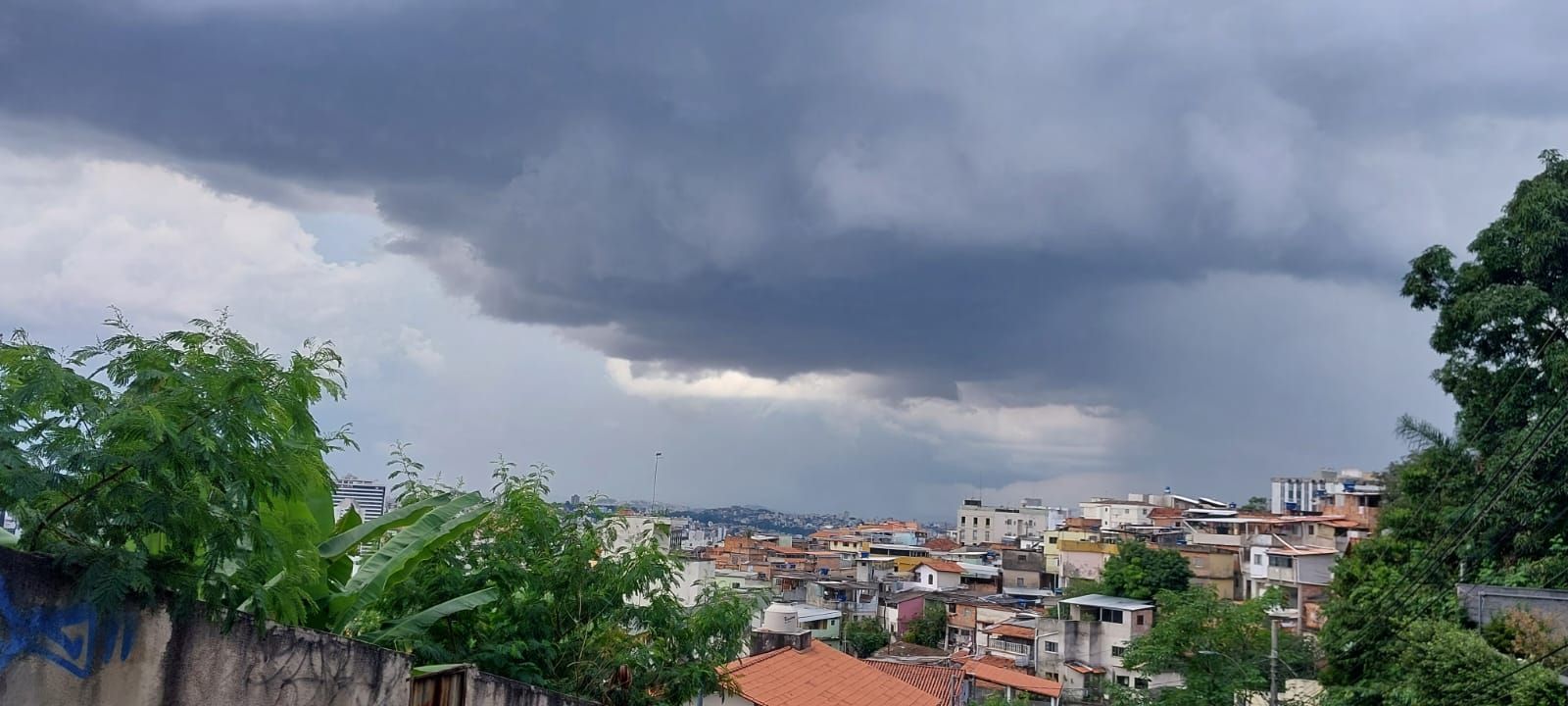 Veja as 594 cidades de Minas que podem ter chuva forte nas próximas horas