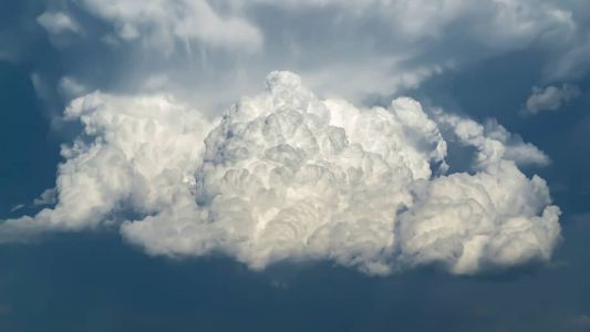 Alerta de chuva intensa e queda de granizo foi renovado nesta segunda-feira