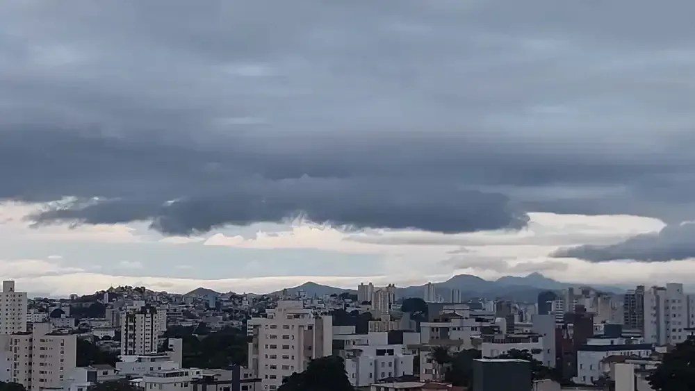 Belo Horizonte entra em alerta para pancadas de chuva e ventania; veja previsão