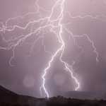 Doze estados do Brasil têm alerta de tempestade, granizo e chuva intensa