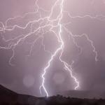 Doze estados do Brasil têm alerta de tempestade, granizo e chuva intensa