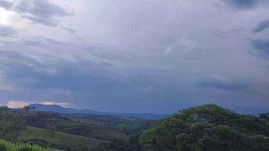 Alerta do Inmet vale para diferentes regiões de Minas Gerais