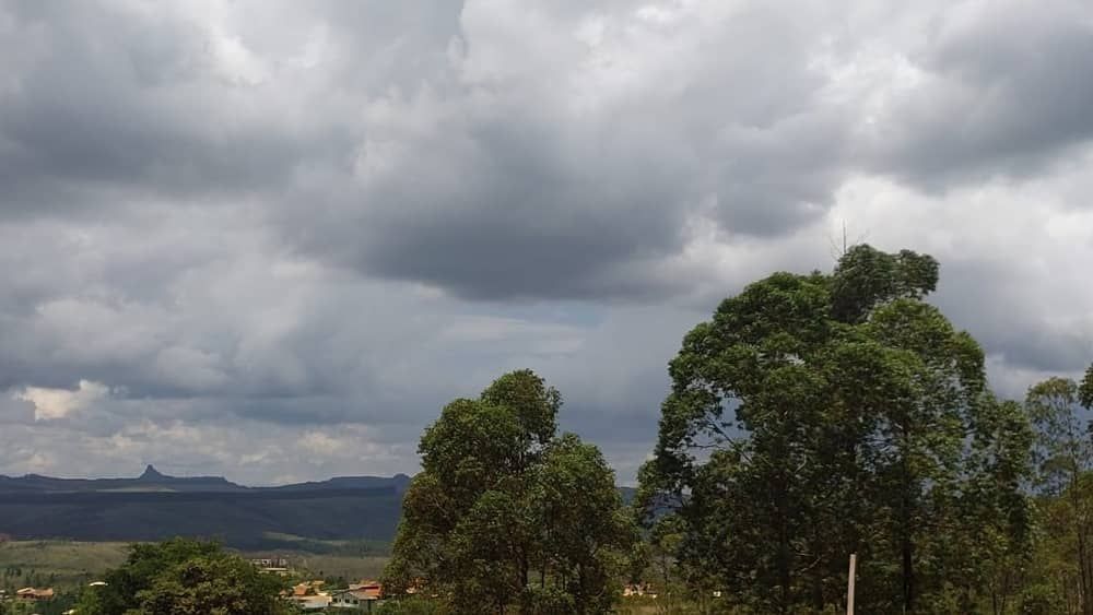 Chuva intensa pode atingir 435 cidades de Minas nas próximas horas; veja quais