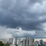 Inmet emite alerta de tempestade para todo o estado MG; 714 cidades podem ter chuva de até 100 mm
