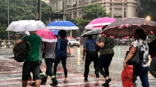 Alerta é válido até às 8h de terça-feira (25)