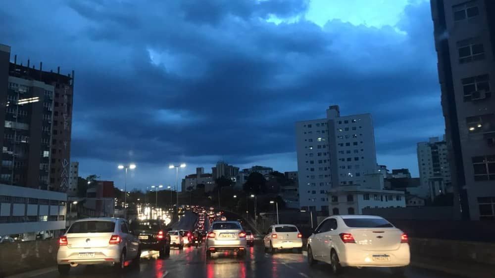 Belo Horizonte pode ter pancadas de chuva ainda nesta sexta (1º); saiba mais