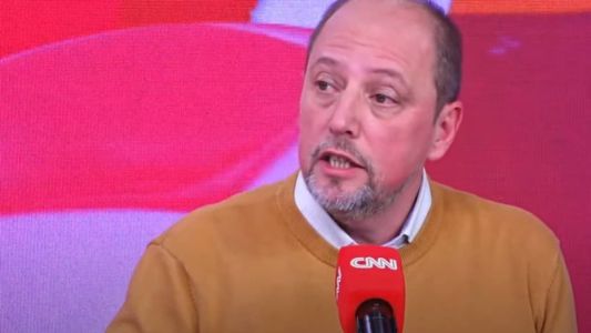 Alessandro Barcellos durante participação no CNN Esportes S/A