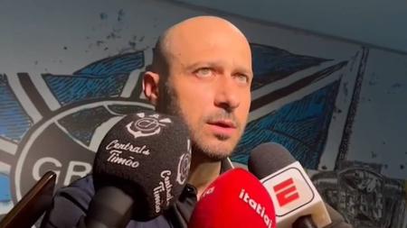 Alessandro durante pronunciamento na Arena do Grêmio