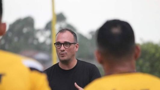 Alex Brasil celebrou o acesso do Criciúma