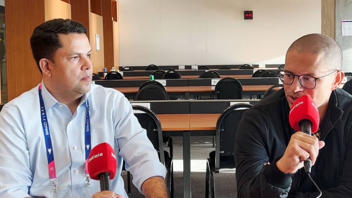 Alex projeta final da Champions League e avalia Haaland: 'Movimentação diferente'