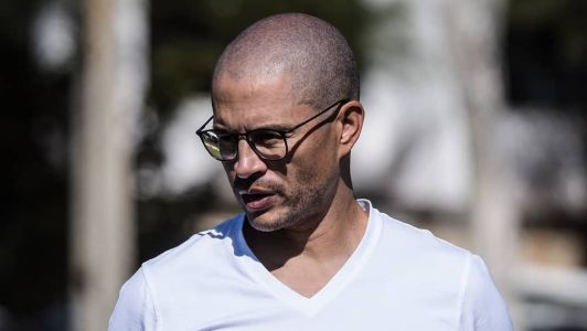Alex durante treinamento do Cruzeiro na Toca da Raposa II