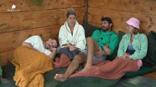 Alex Gallete, Bárbara Borges, Shayan e Deborah Albuquerque em A Fazenda 14