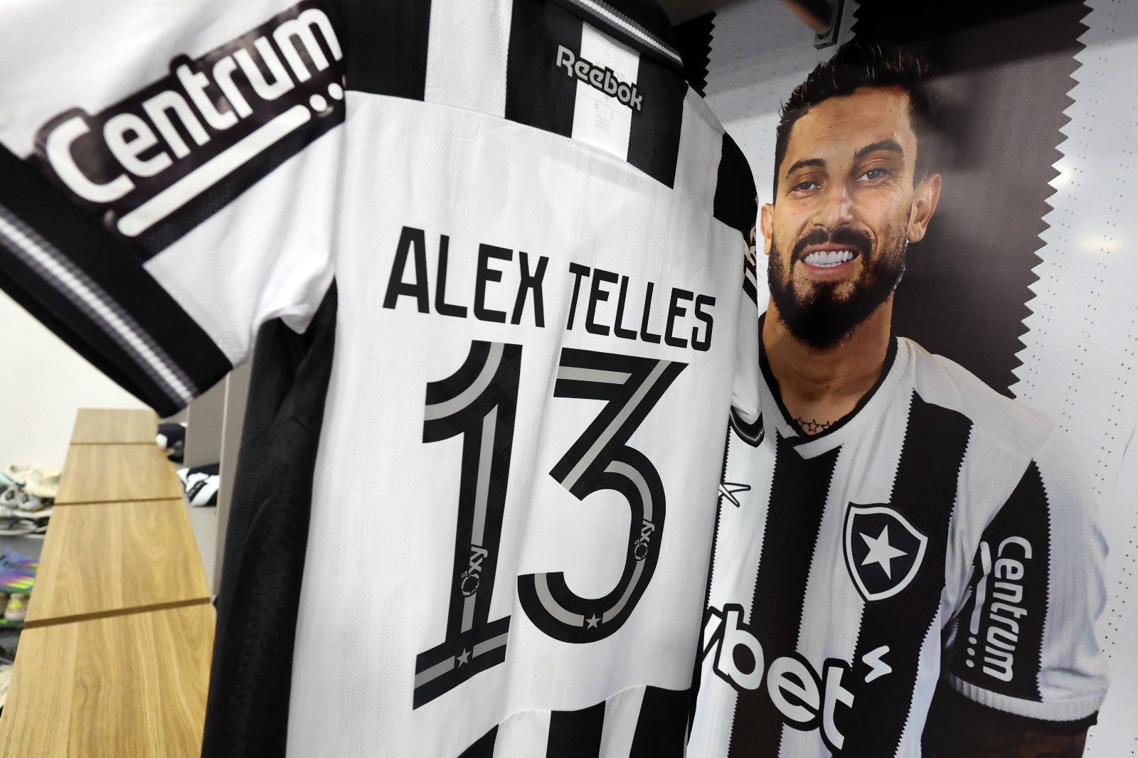 Escalação do Botafogo: Renato Paiva define formação ofensiva contra o Ceará