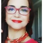 Em rede social, Alexandra Marzo detona a mãe Betty Faria  