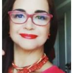 Em rede social, Alexandra Marzo detona a mãe Betty Faria