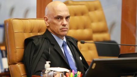 Alexandre de Moraes autorizou visita de Bia Kicis e Izalci Lucas a presídios onde estão detidos bolsonaristas por ataque em Brasília