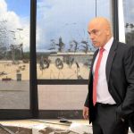 Liberados por Moraes terão que usar tornozeleira e não poderão acessar redes sociais; veja restrições