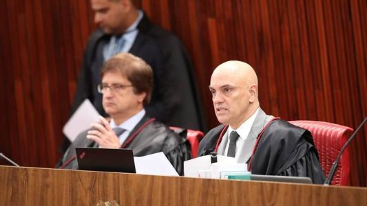 Alexandre de Moraes anunciou início de testes de segurança das urnas eletrônicas