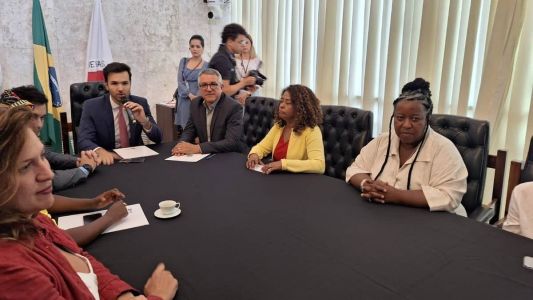 Alexandre Padilha se reuniu com deputados estaduais e federais de Minas em encontro na Assembleia