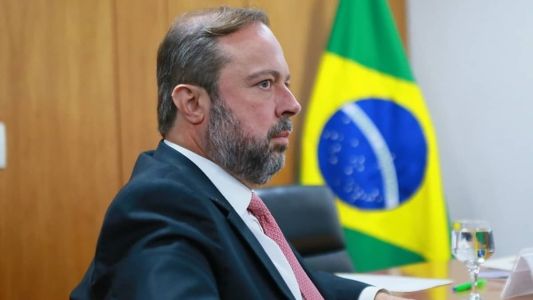 Alexandre Silveira criticou Preço de Paridade Internacional adotado pela Petrobras até este ano