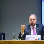 Governo vai cobrar queda no preço do querosene de aviação e nas passagens aéreas, diz ministro