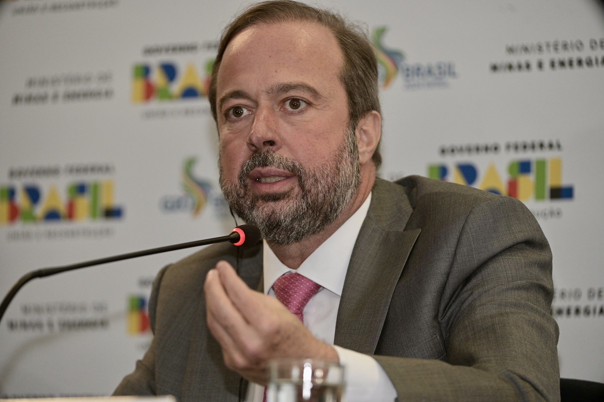 Brasil concluirá Luz para Todos, indica Silveira, e apoiará países da África na inclusão energética