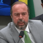 'Não vou ser o pai da conta de luz mais cara do mundo', diz ministro de Lula, Alexandre Silveira