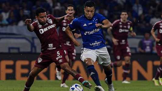 Alexsander deixou o Mineirão mancando