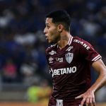 Alexsander tem lesão no ligamento confirmada pelo Fluminense