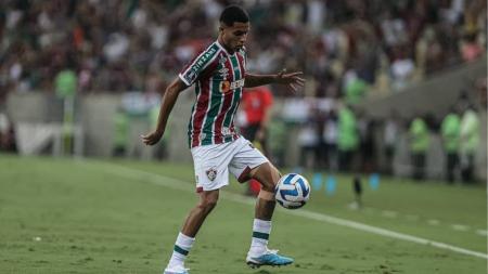 Alexsander desperta interesse de clubes da Europa