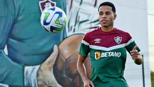 Alexsander será novidade do Fluminense diante do América, pelo Brasileiro