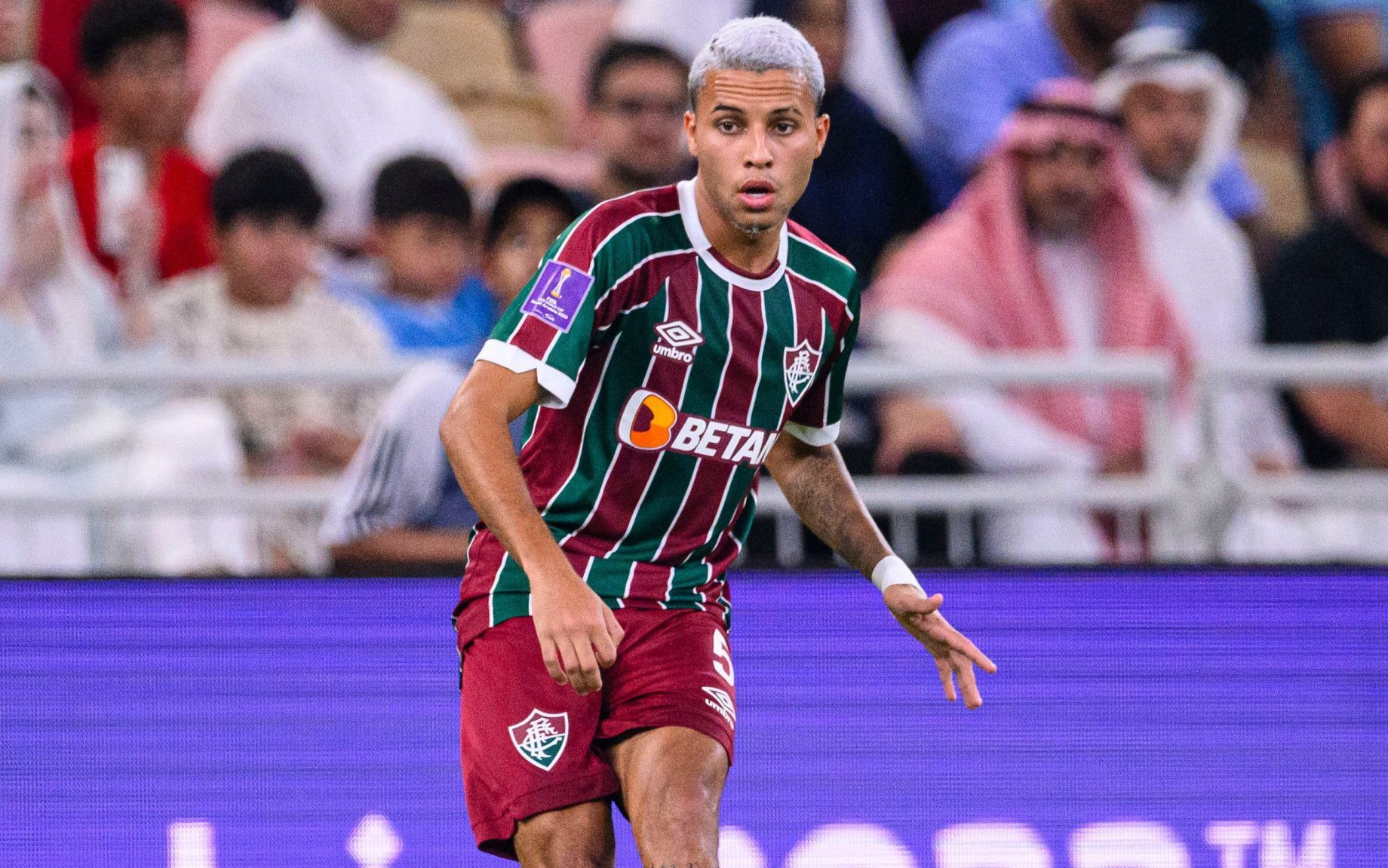 Alexsander entra na mira de clube italiano, mas Fluminense quer manter volante