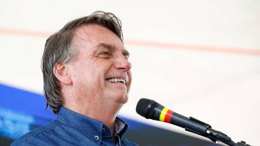 Aliados de Bolsonaro fazem campanha de arrecadação para que ele pague multas