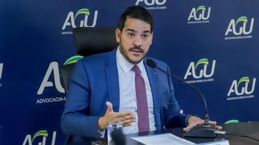 Aliados de Messias veem tentativa de "queimá-lo" na disputa para o STF.