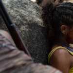 Dinorah em ‘Cangaço Novo’, Alice Carvalho precisou mudar completamente a rotina para viver heroína