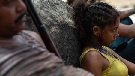 Alice Carvalho como 'Dinorah' em 'Cangaço Novo'