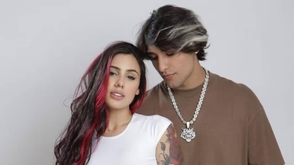 Ex-Fazenda foi traída pelo namorado com uma amiga enquanto estava em reality