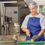 Especialista revela segredos da criação de alimentos; processo pode levar meses até chegar ao mercado