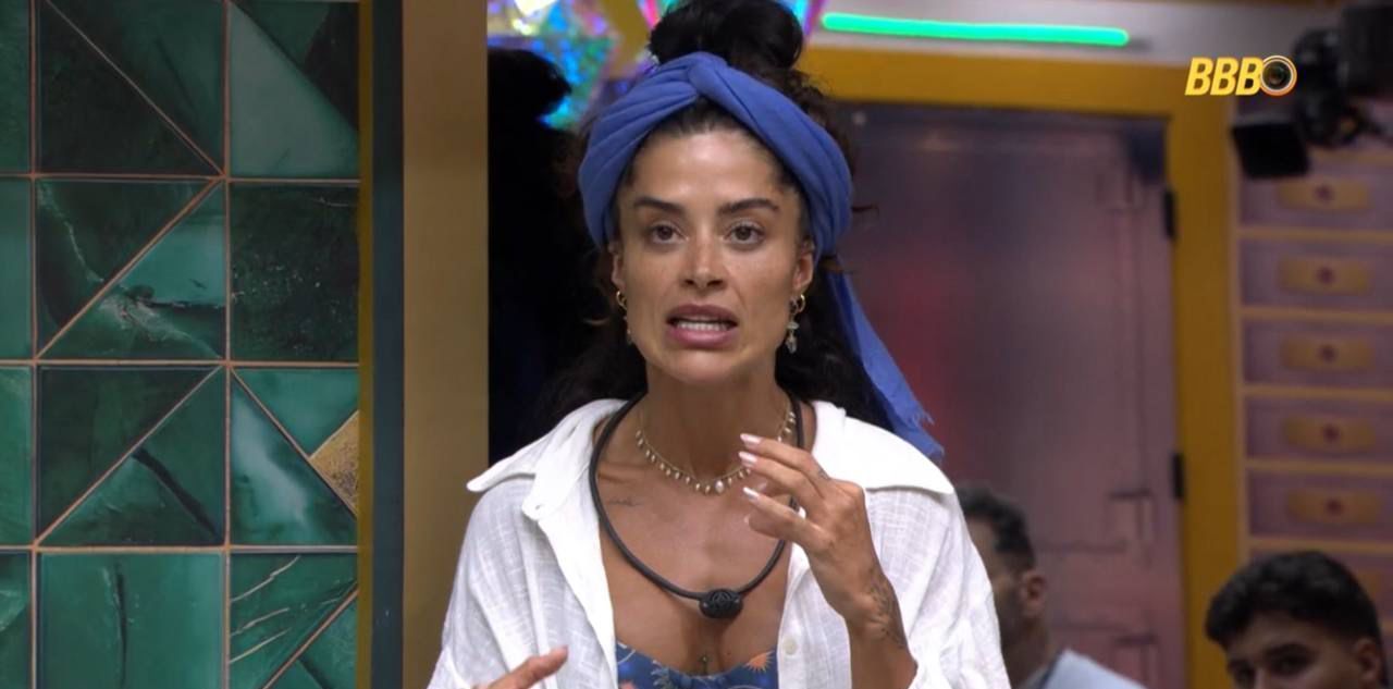 Após indicação ao Paredão, Aline chama Marcelo de cobra no Queridômetro