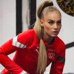 Quem é a jogadora suíça que tem 24 milhões de seguidores nas redes sociais