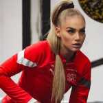 Quem é a jogadora suíça que tem 24 milhões de seguidores nas redes sociais