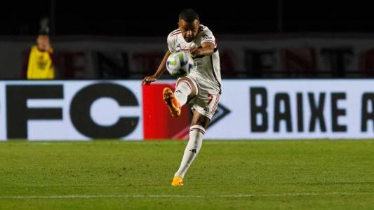 Alisson analisou o momento de lesões no elenco do São Paulo e lamentou dores de Diego Costa