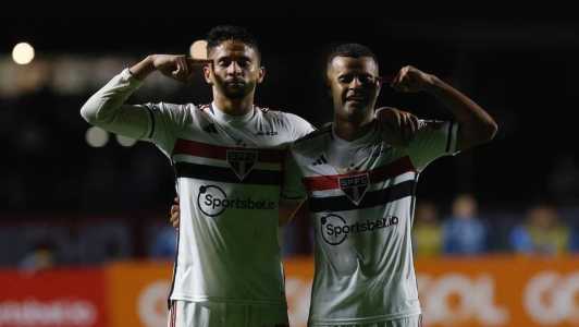 Alisson (dir) sofreu com problemas psicológicos durante o início desta temporada