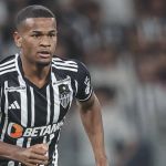 Atlético estende vínculo com revelação da base até dezembro de 2027