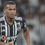 Por lesão, atacante do Atlético fica fora de viagem para encarar o Internacional