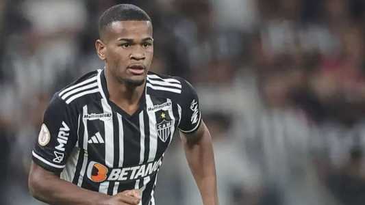 Alisson Santana tem 17 anos e caiu nas graças do técnico Felipão