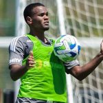 Novo contrato de Alisson com Atlético tem multa de valor astronômico