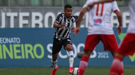 Allan chegou ao Atlético em 2019 e se tornou titular absoluto no clube